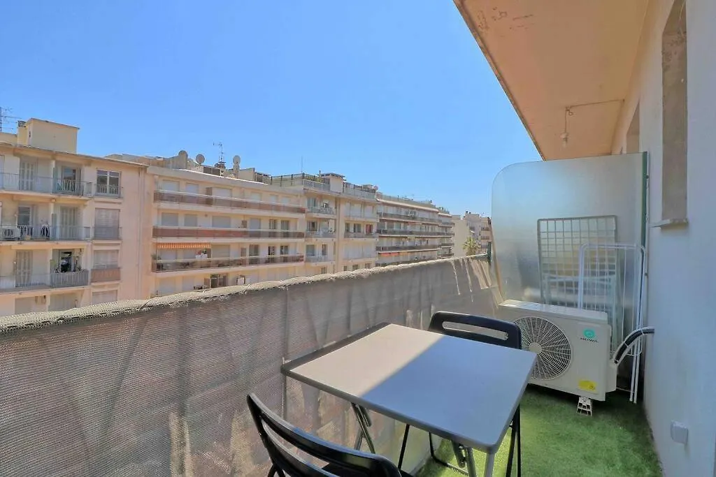 Acces Direct Promenade Des Anglais - Negresco Nice France